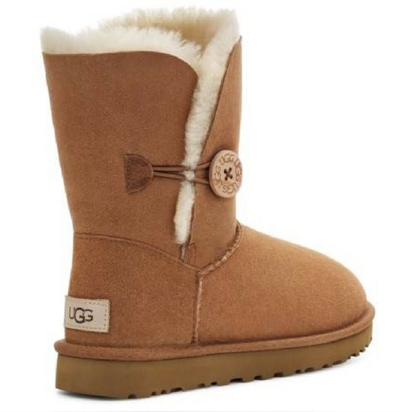 UGG Bailey Button Chestnut Sheepskin Boots size 7 - Picture 9 of 10